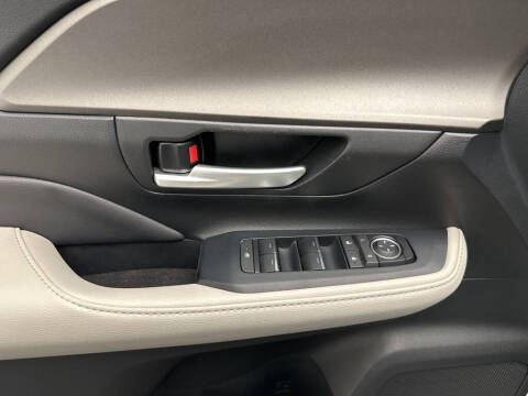 2024 Toyota Grand Highlander Hybrid XLE