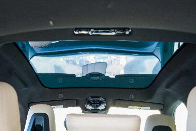 2025 BMW iX xDrive50