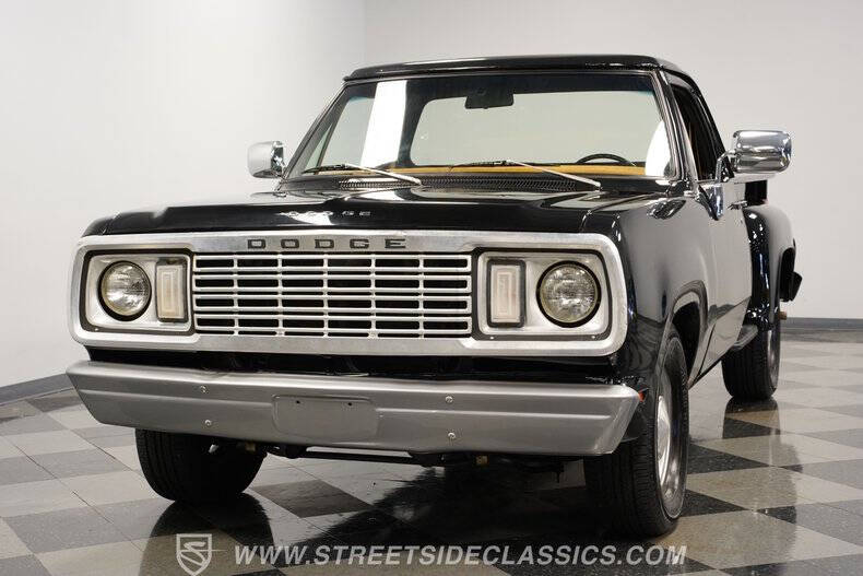 1977 Dodge D100 Pickup