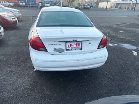 2003 Ford Taurus SE