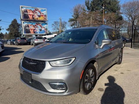 2021 Chrysler Pacifica Touring L