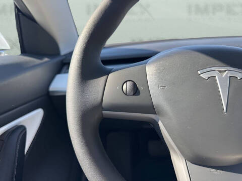 2020 Tesla Model 3 Standard Range Plus