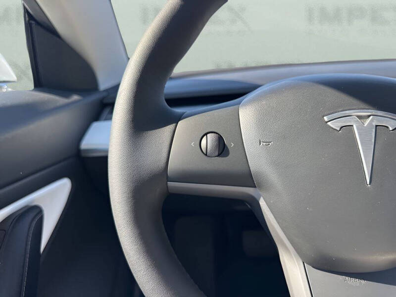 2020 Tesla Model 3 Standard Range Plus