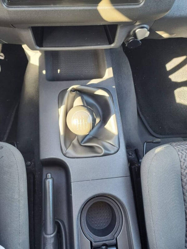 2007 Nissan Frontier LE