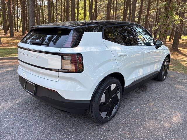 2026 Volvo EX30 Twin Plus