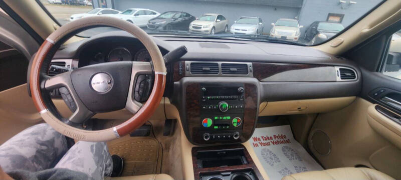 2007 GMC Yukon Denali