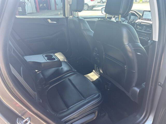 2021 Ford Escape SEL