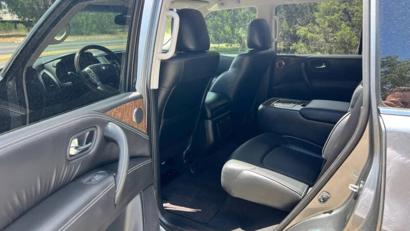 2015 Infiniti QX80