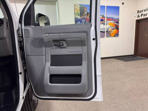 2012 Ford E-Series E-350 SD