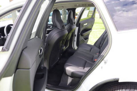 2023 Volvo XC60 B5 Plus Bright Theme