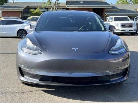 2018 Tesla Model 3 for sale at Carros Usados Fresno in Clovis CA