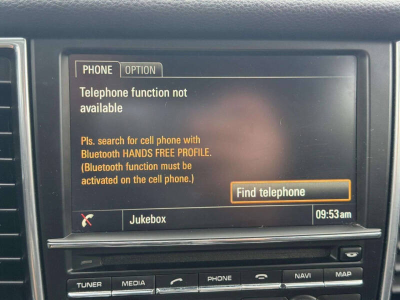 2016 Porsche Panamera 4 Edition