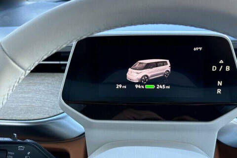 2025 Volkswagen ID. Buzz Pro S Plus