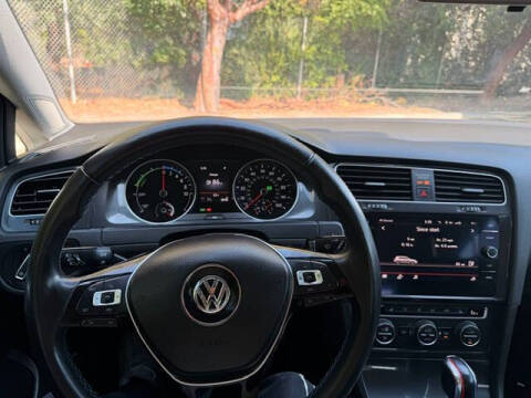 2019 Volkswagen e-Golf SE