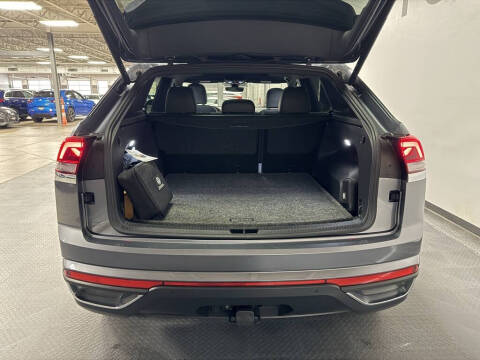 2024 Volkswagen Atlas Cross Sport SE 4Motion