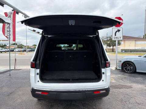 2022 Jeep Wagoneer Series III