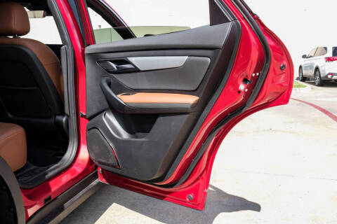 2024 VinFast VF8 Plus