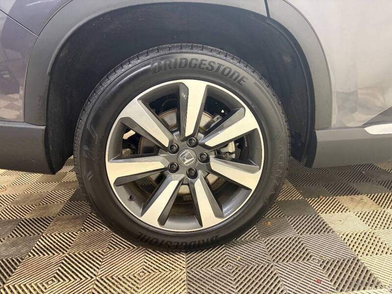 2025 Honda Pilot Touring