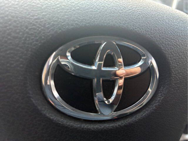 2016 Toyota Prius Two