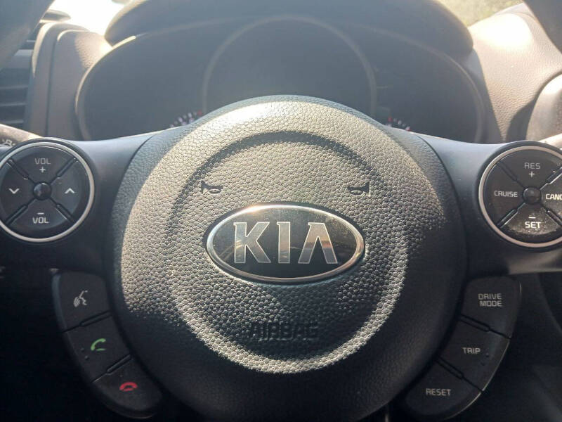 2017 Kia Soul Base photo 25