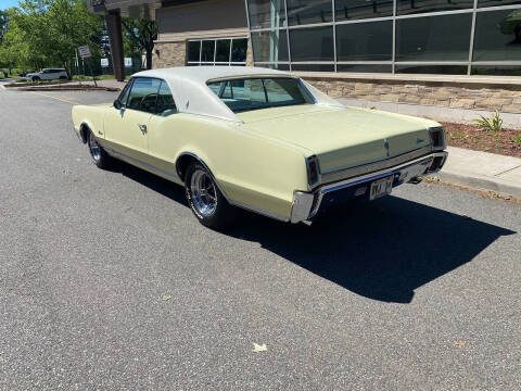 1967 Oldsmobile Cutlass Supreme