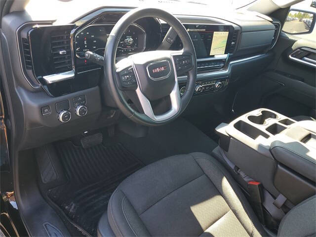 2023 GMC Sierra 1500 SLE