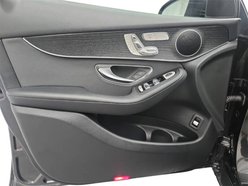 2021 Mercedes-Benz GLC GLC 300 4MATIC