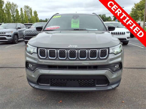 2023 Jeep Compass Latitude Lux