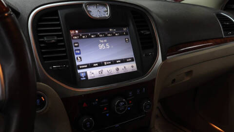 2011 Chrysler 300 Limited