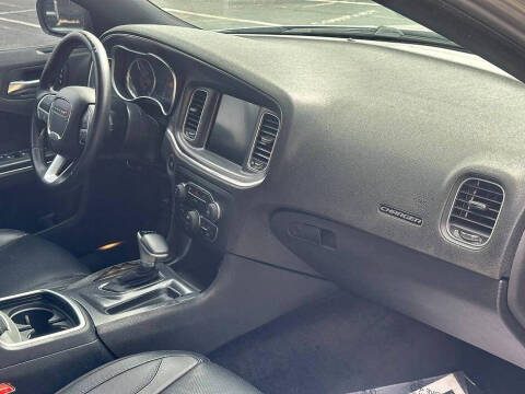 2015 Dodge Charger SXT