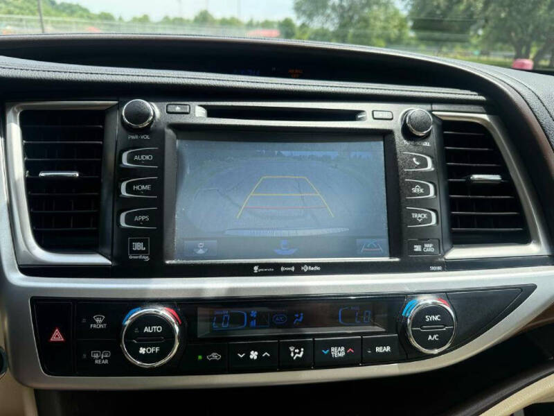 2017 Toyota Highlander