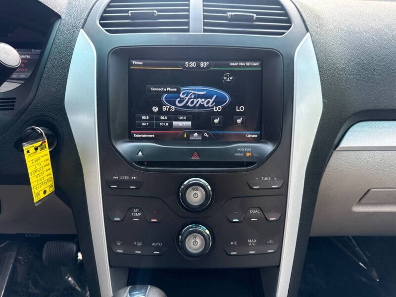 2011 Ford Explorer XLT