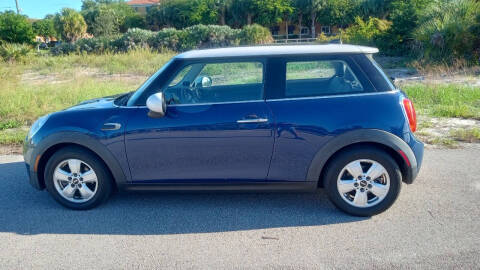 2015 MINI Hardtop 2 Door Cooper