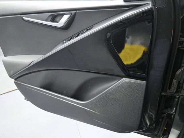 2023 Kia Niro EV Wind