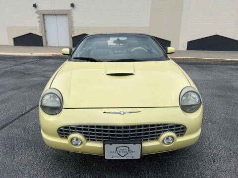 2002 Ford Thunderbird Deluxe