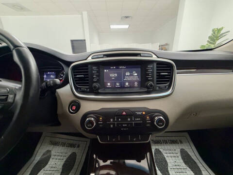 2017 Kia Sorento EX