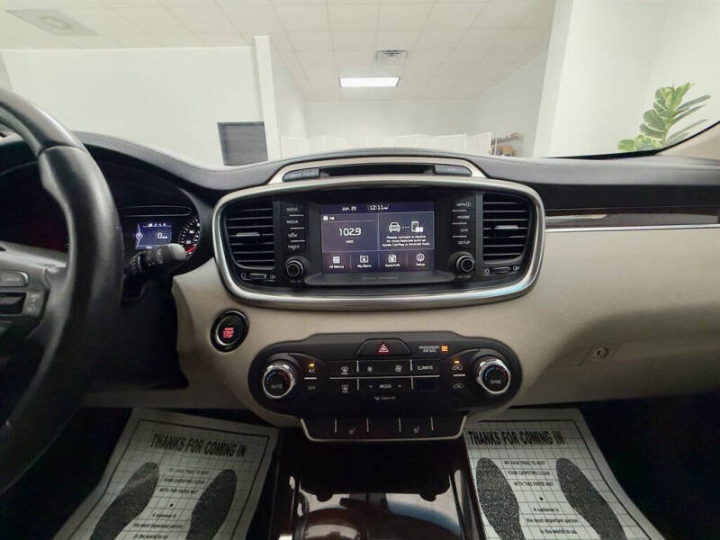 2017 Kia Sorento EX