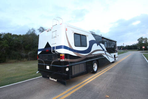 1997 FORETRAVEL U295