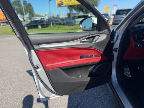 2018 Alfa Romeo Stelvio Sport