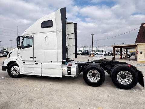 2018 Volvo VNL