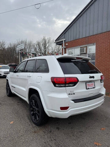 2017 Jeep Grand Cherokee Altitude