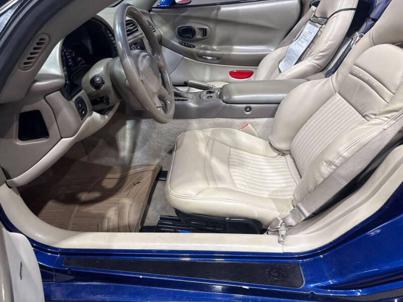 2004 Chevrolet Corvette