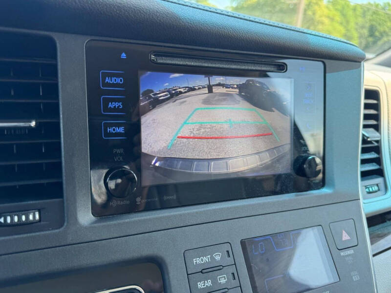 2017 Toyota Sienna