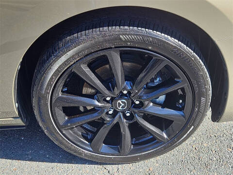 2024 Mazda Mazda3 Hatchback 2.5 Carbon Turbo