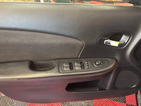 2013 Dodge Avenger R/T