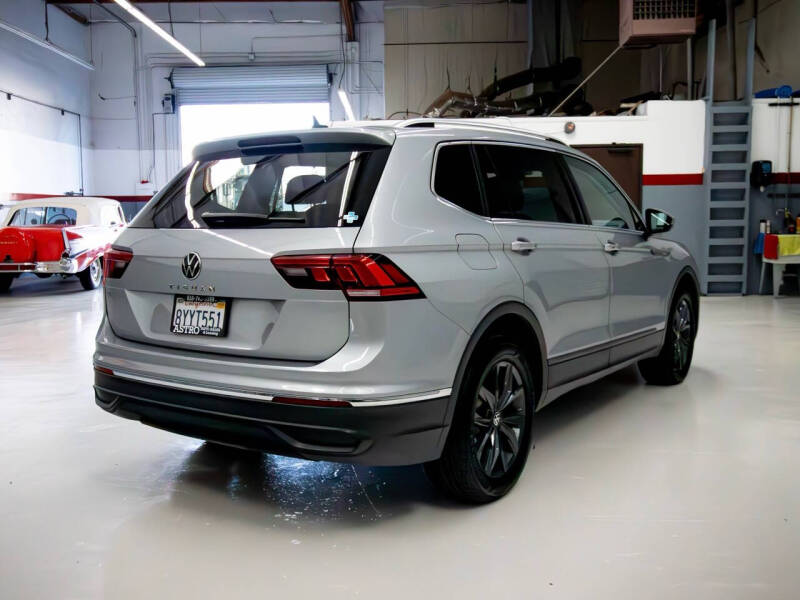 2022 Volkswagen Tiguan SE photo 7