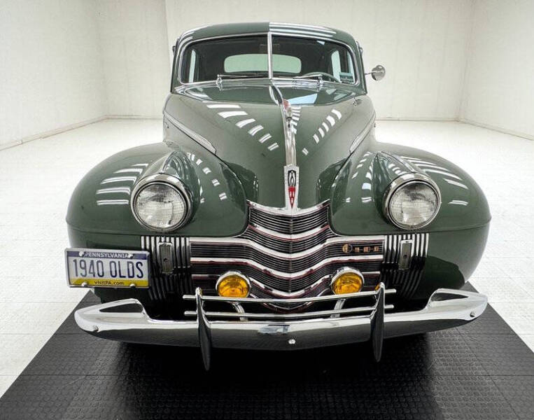 1940 Oldsmobile Custom Cruiser