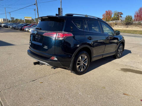 2017 Toyota RAV4 Hybrid XLE