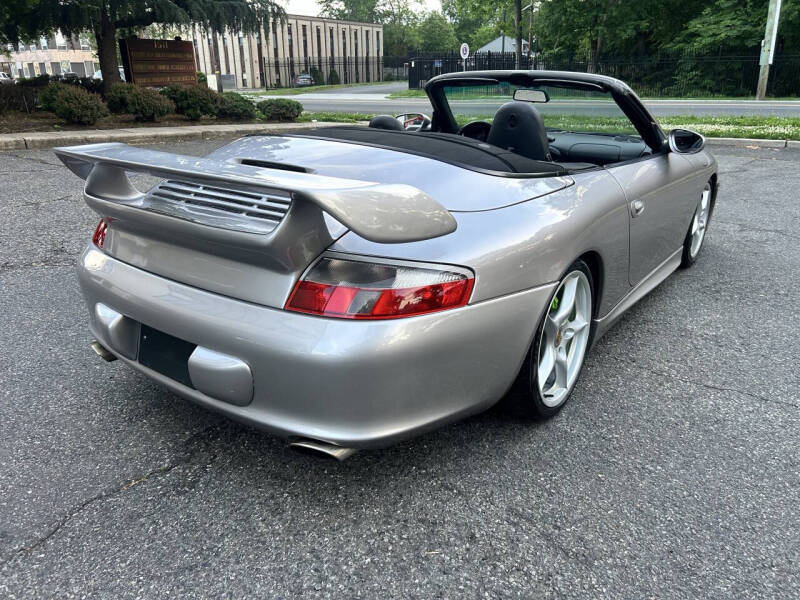 2003 Porsche 911 Carrera