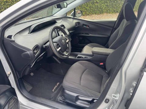 2016 Toyota Prius Two